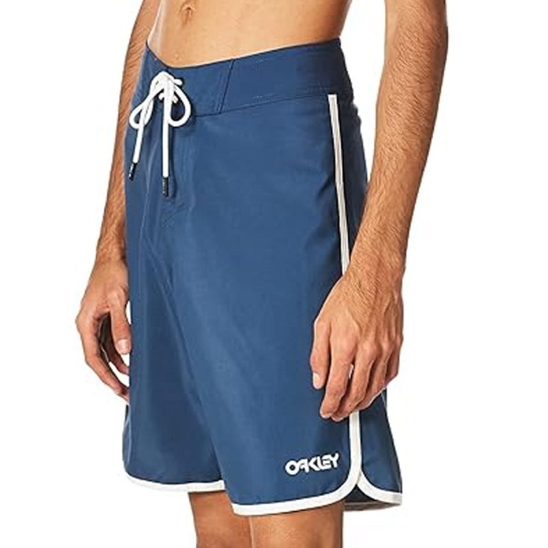 OakleyMen sSolidCrest19 Boardshorts Poseidon 3