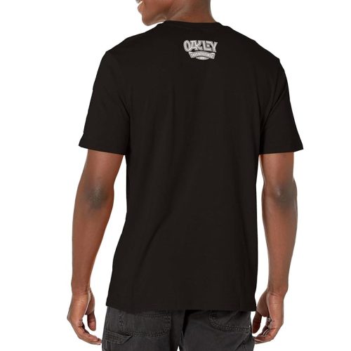 OakleyMen sTerraformicShortSleeveShirt Blackout 2