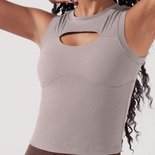 PeekabooCrewTank SmokyTaupe B1024 0437 Edit